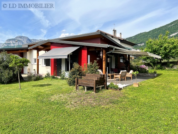 vente maison  villa CHALLES LES EAUX 5 pieces, 95m