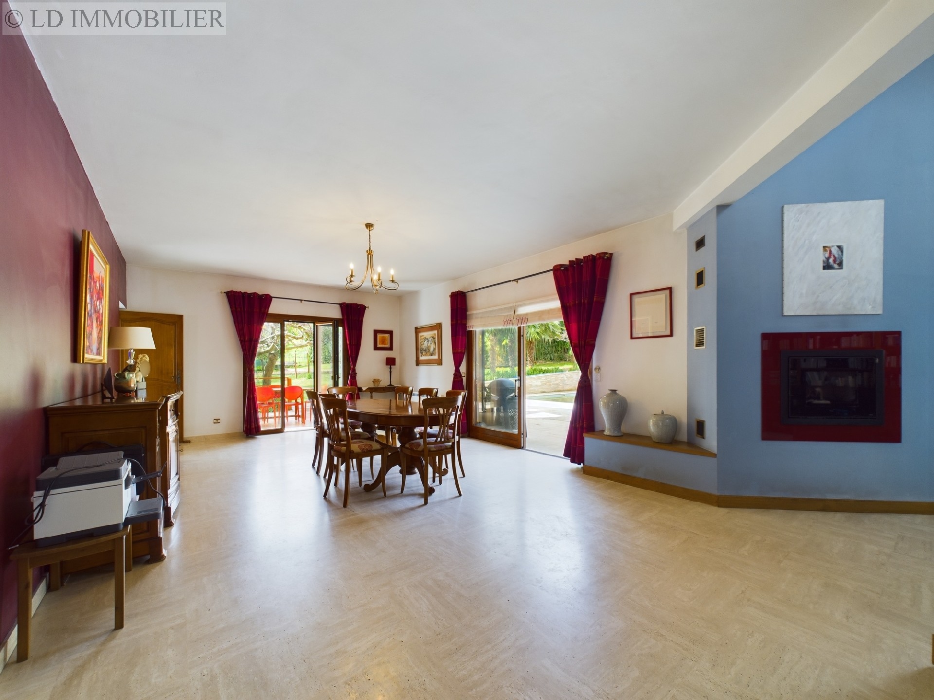 Vente maison  villa - BARBERAZ 230 m², 8 pièces